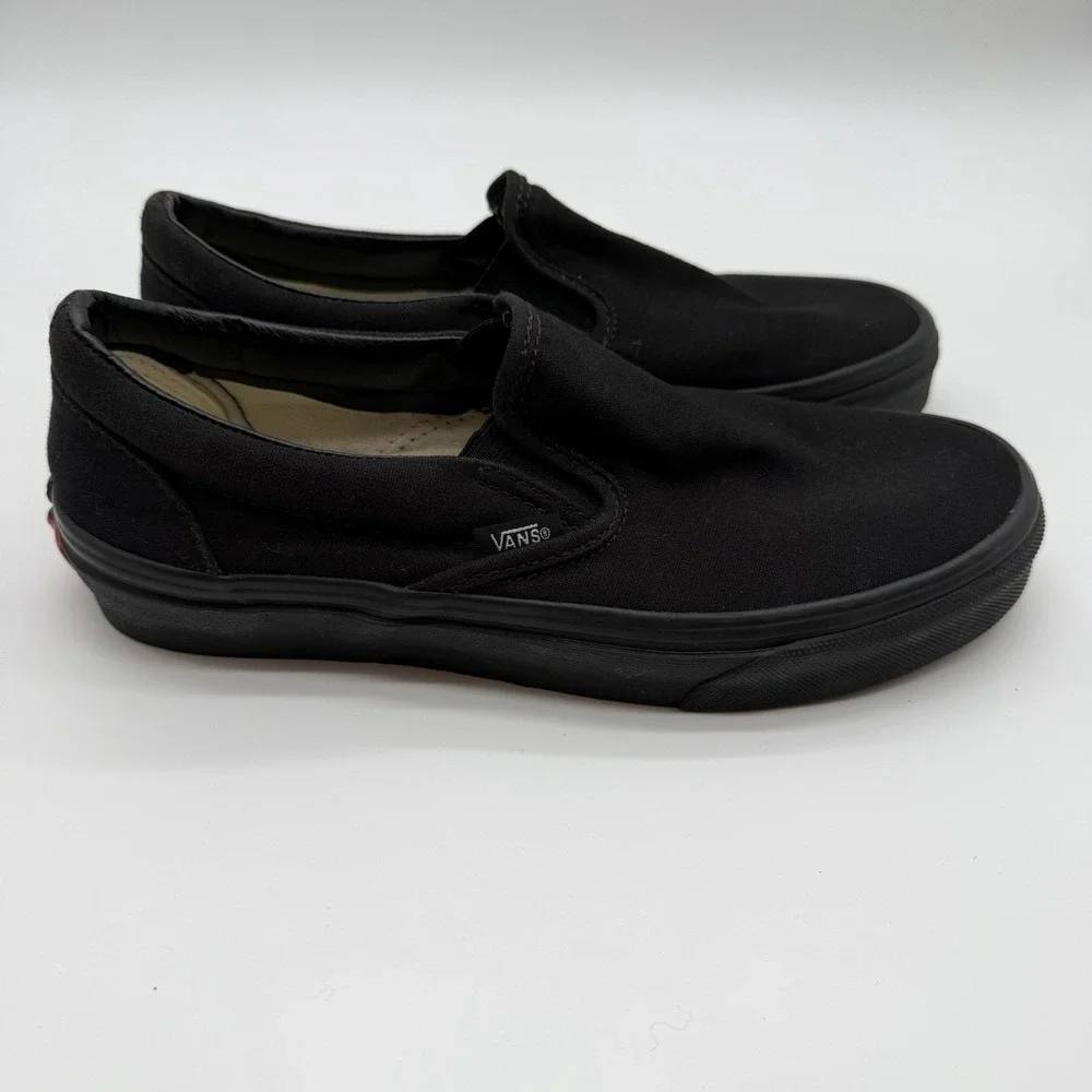 VANS Men's Classic Slip On Triple Black Canvas 721565 US Size 6.5